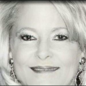 Meet your Posher, Danette